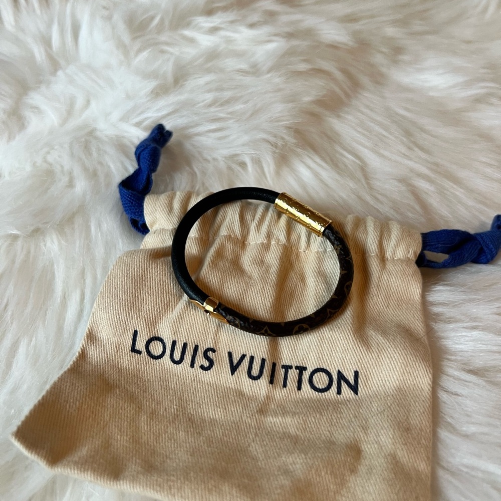 Louis Vuitton Bracelet Black & Monogram Gold Bracelet - Picture 3 of 3